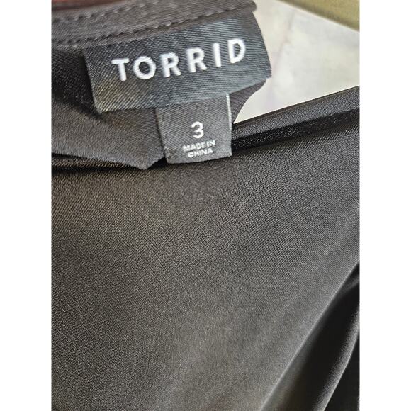 Torrid Women's Black Camisole Tanktop Lace Button Front Size 3 - Picture 7 of 8